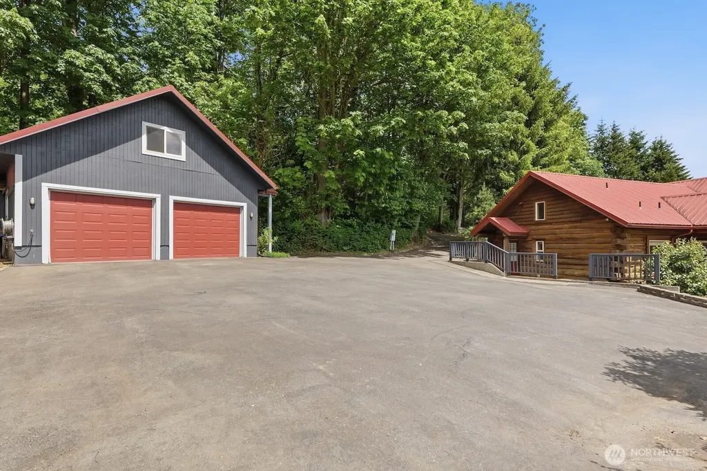 1943 W Hurley-waldrip Road Shelton WA 98584