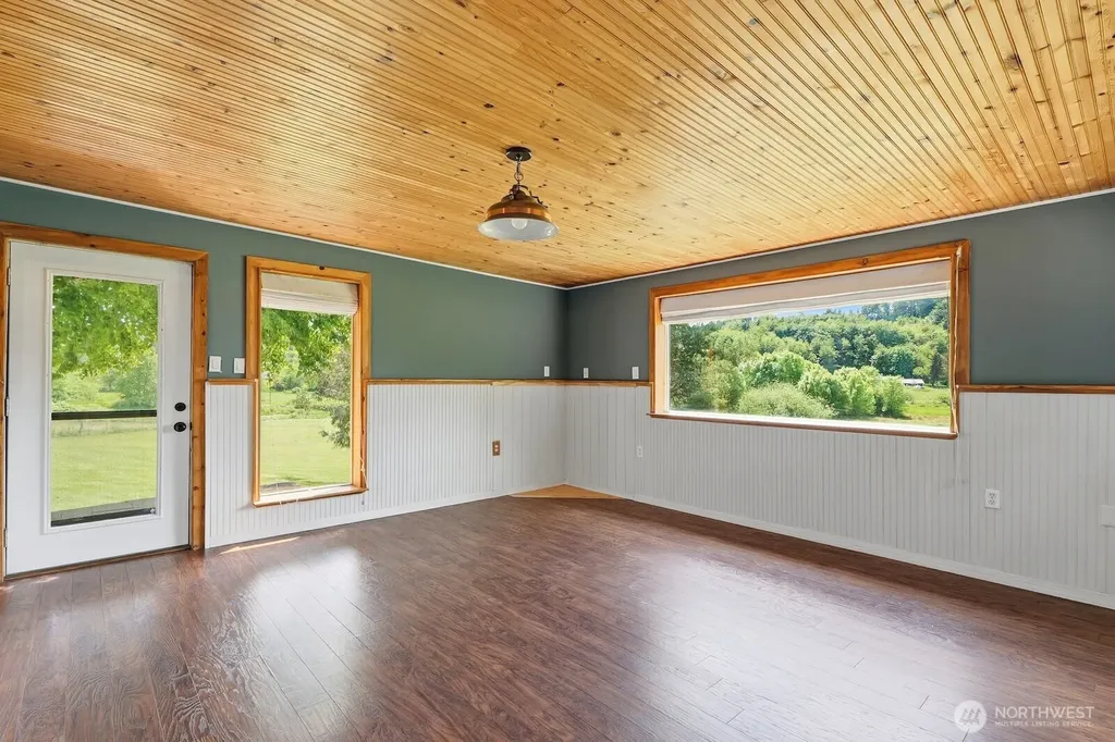1943 W Hurley-waldrip Road Shelton WA 98584