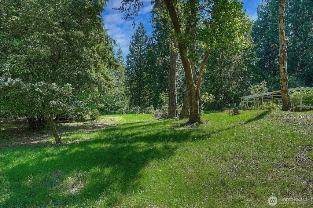 10717 Suncrest Drive Anderson Island WA 98303