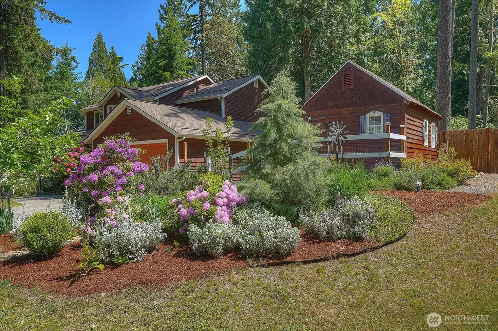 10717 Suncrest Drive Anderson Island WA 98303