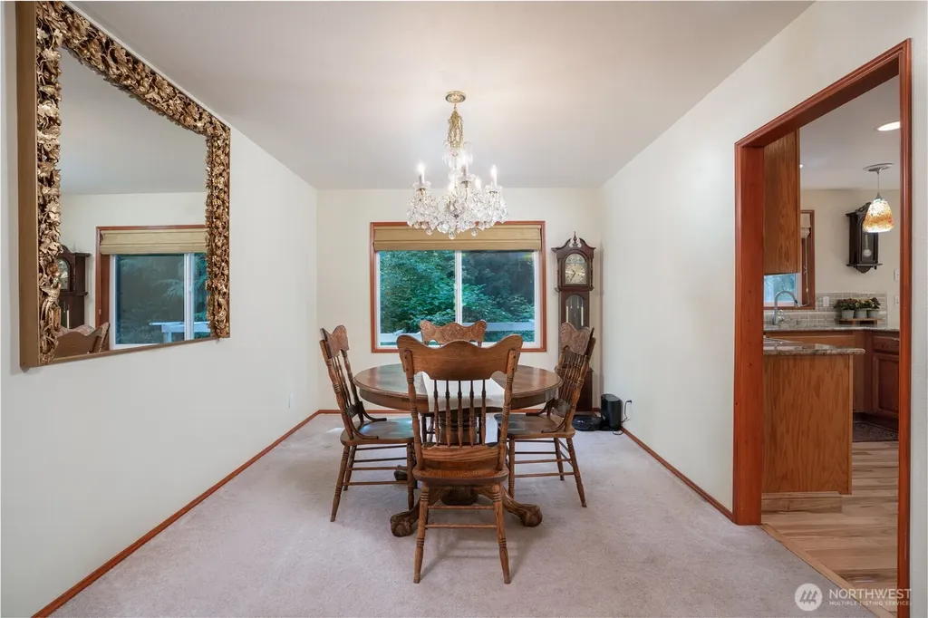 10717 Suncrest Drive Anderson Island WA 98303