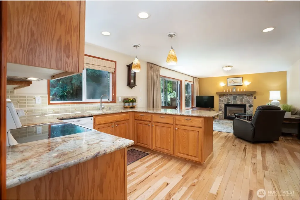 10717 Suncrest Drive Anderson Island WA 98303