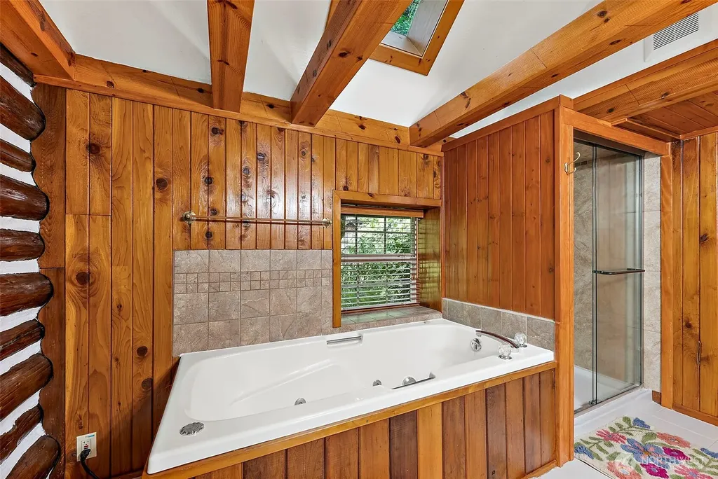 5232 Kinney Rd SW Olympia WA 98512