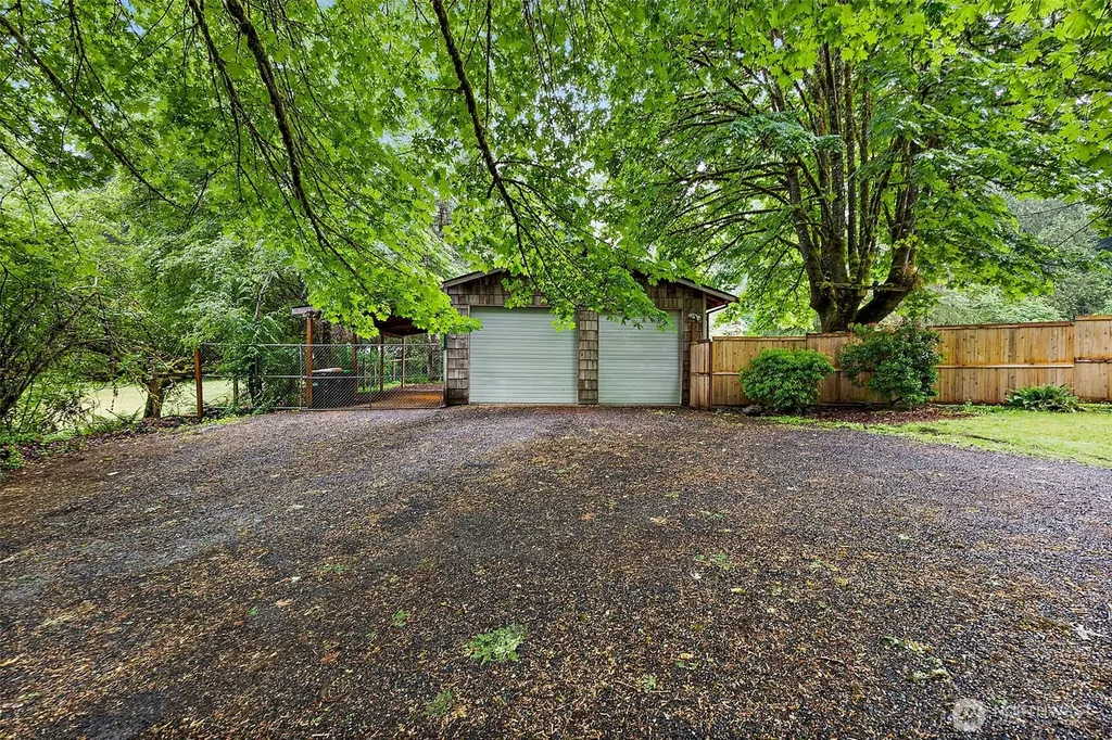 5232 Kinney Rd SW Olympia WA 98512