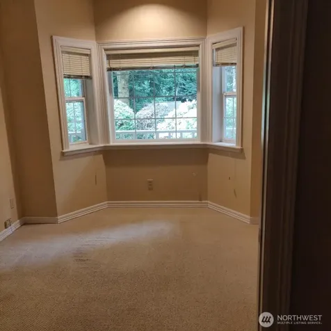 8511 Ferncliff Avenue NE Bainbridge Island WA 98110