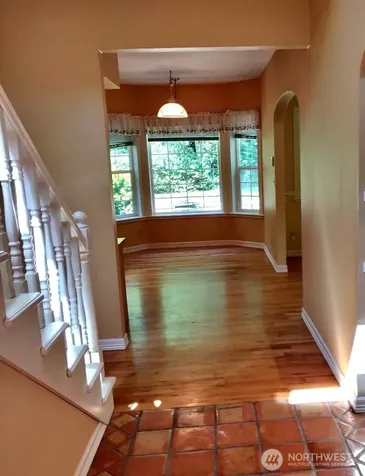 8511 Ferncliff Avenue NE Bainbridge Island WA 98110