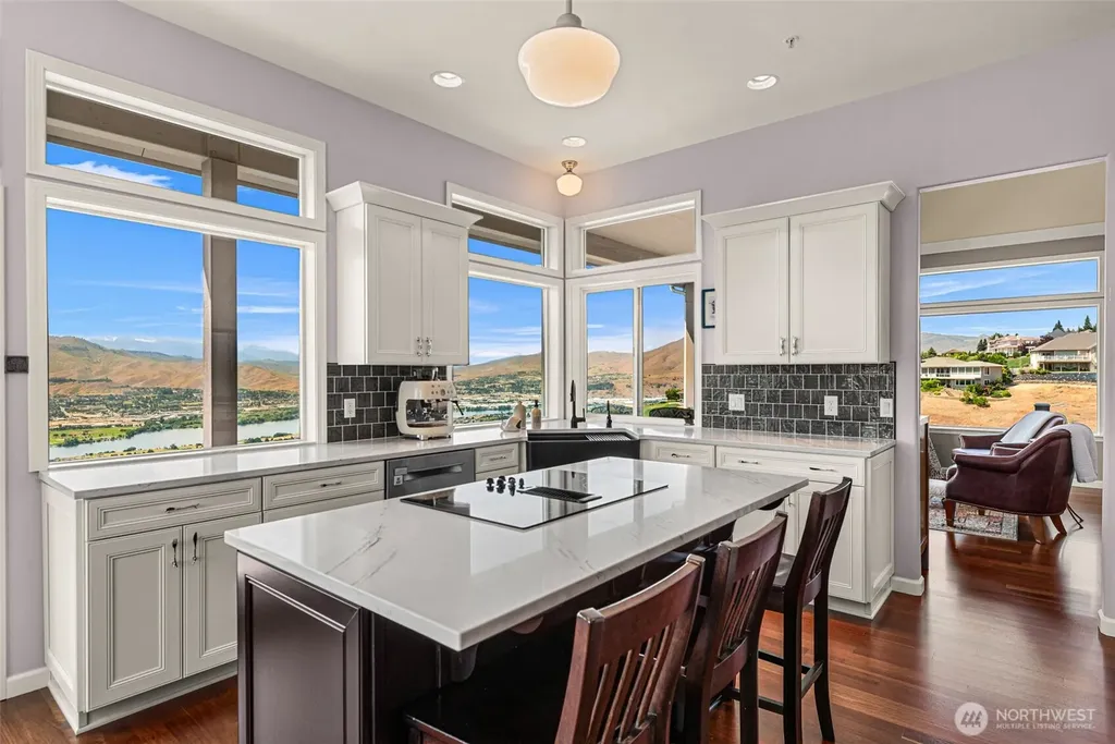 2352 Monument Place East Wenatchee WA 98802