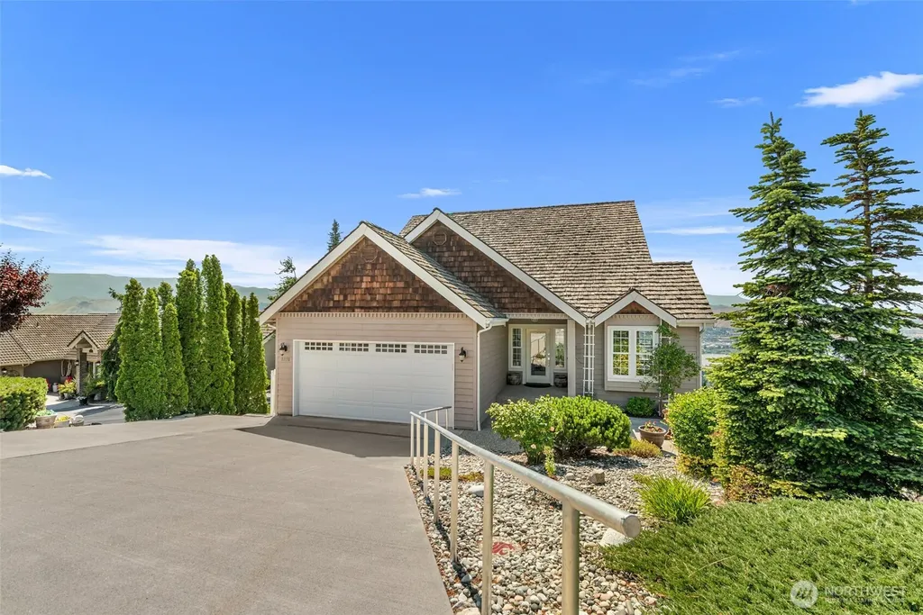 2352 Monument Place East Wenatchee WA 98802