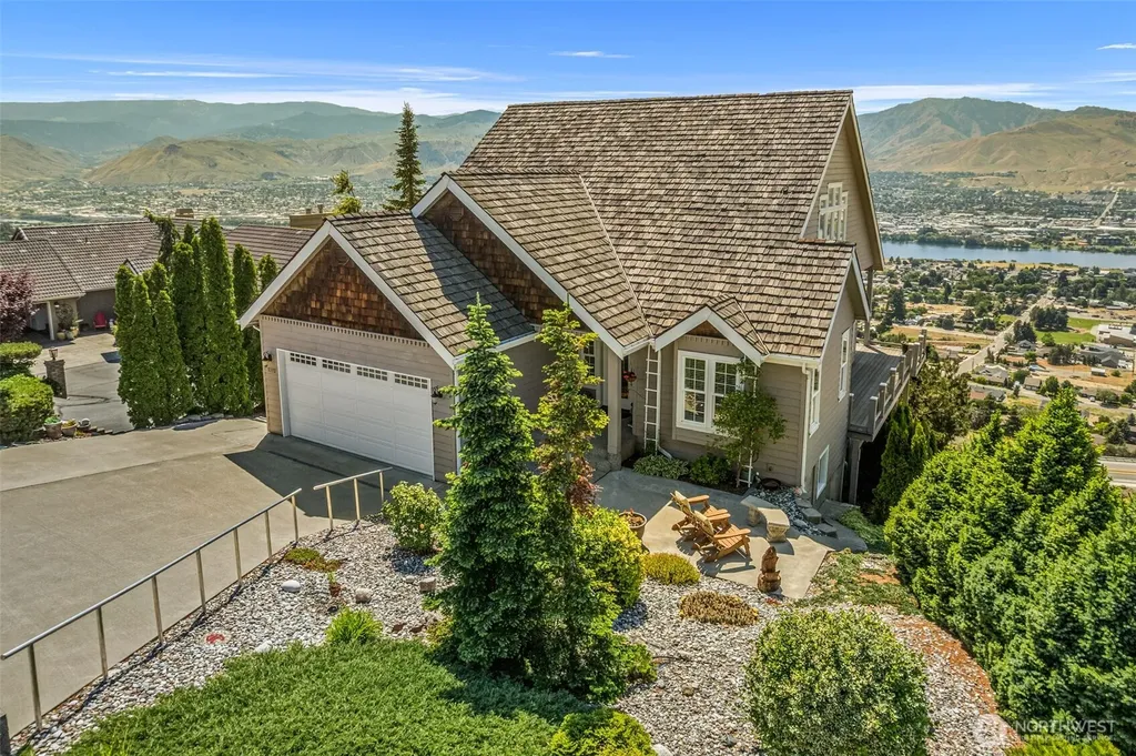 2352 Monument Place East Wenatchee WA 98802