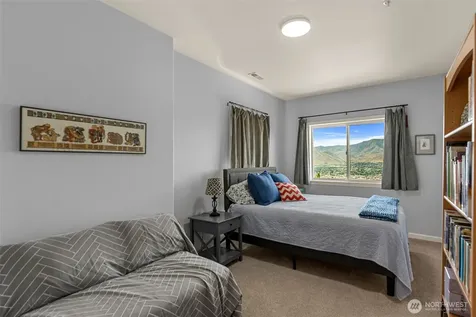 2352 Monument Place East Wenatchee WA 98802