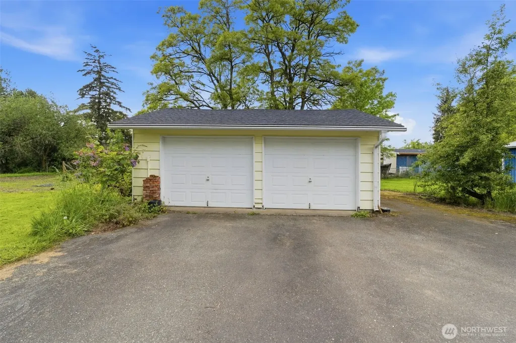 7210 20th Avenue E Tacoma WA 98404