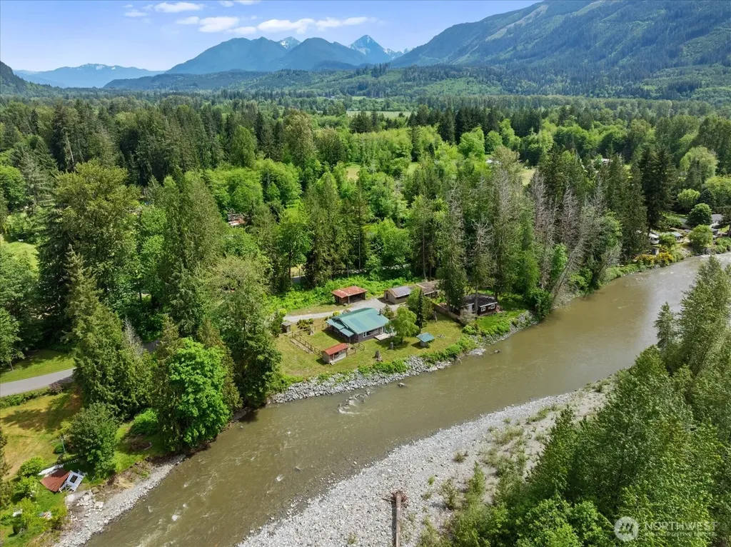 30722 223rd Avenue NE Arlington WA 98223