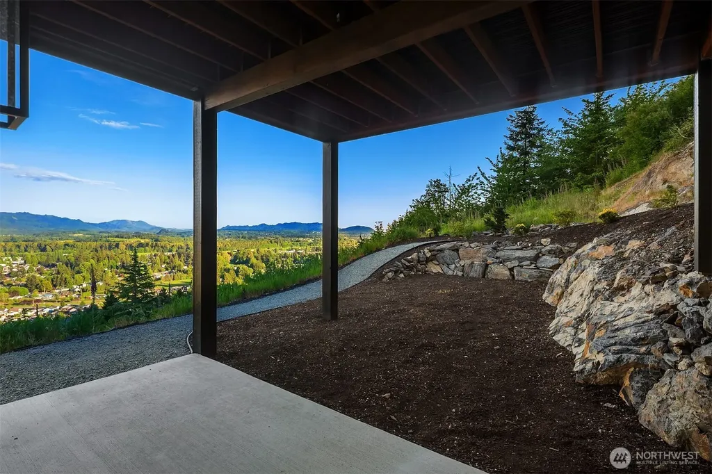 1030 Tinas Coma Drive Burlington WA 98233