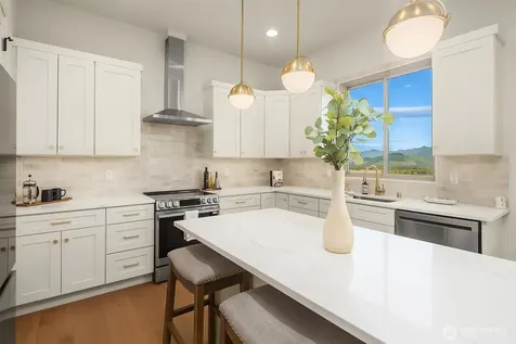 1030 Tinas Coma Drive Burlington WA 98233