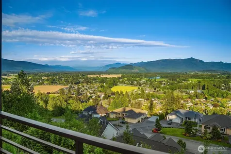 1030 Tinas Coma Drive Burlington WA 98233