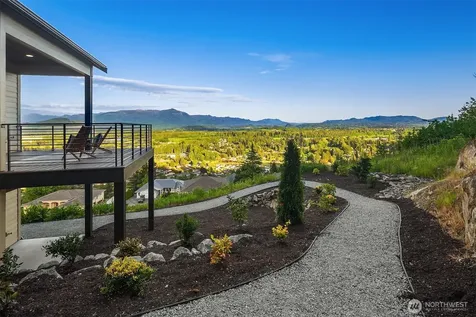 1030 Tinas Coma Drive Burlington WA 98233