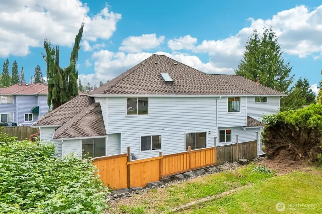 5223 68th Drive NE Marysville WA 98270