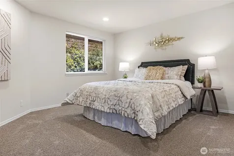 4714 NE 18th Place Renton WA 98059