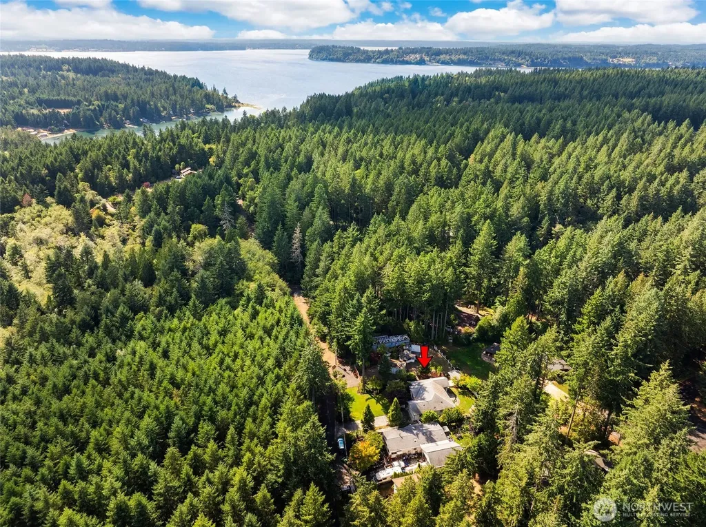 12805 108th Street Anderson Island WA 98303