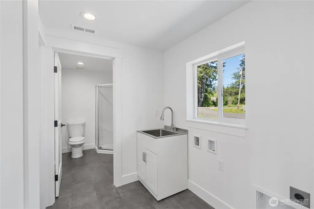1112 Brook Drive Montesano WA 98563