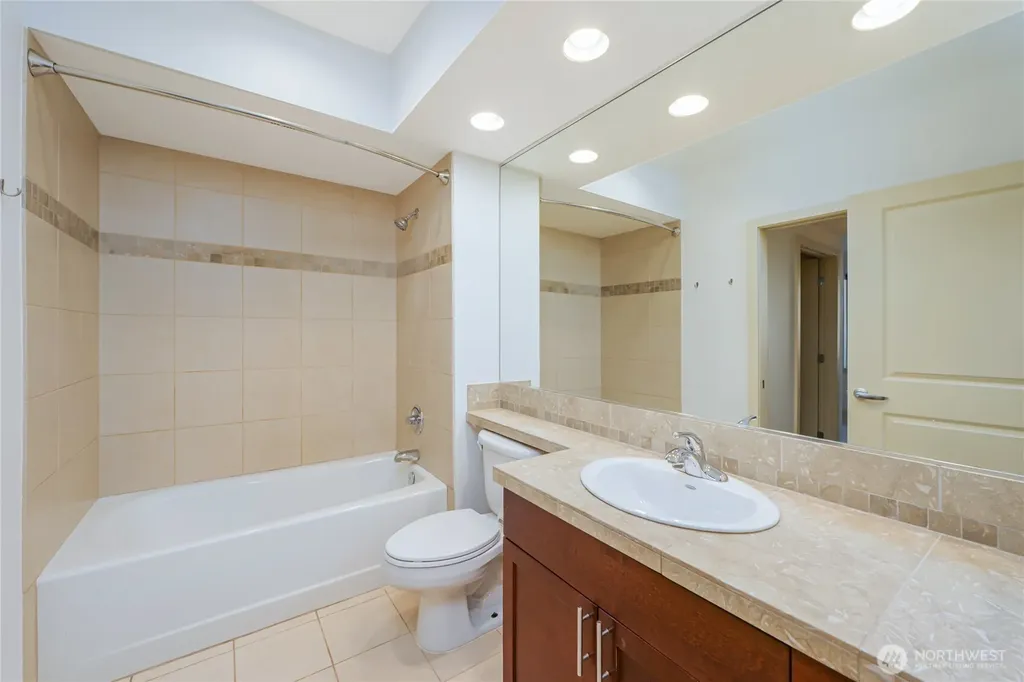 5440 Leary Avenue NW Seattle WA 98107
