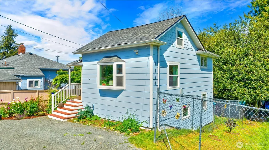 7708 35th Avenue S Seattle WA 98118