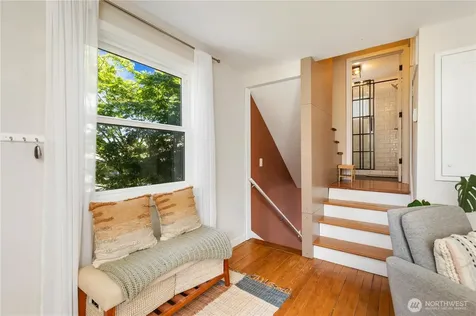 7708 35th Avenue S Seattle WA 98118