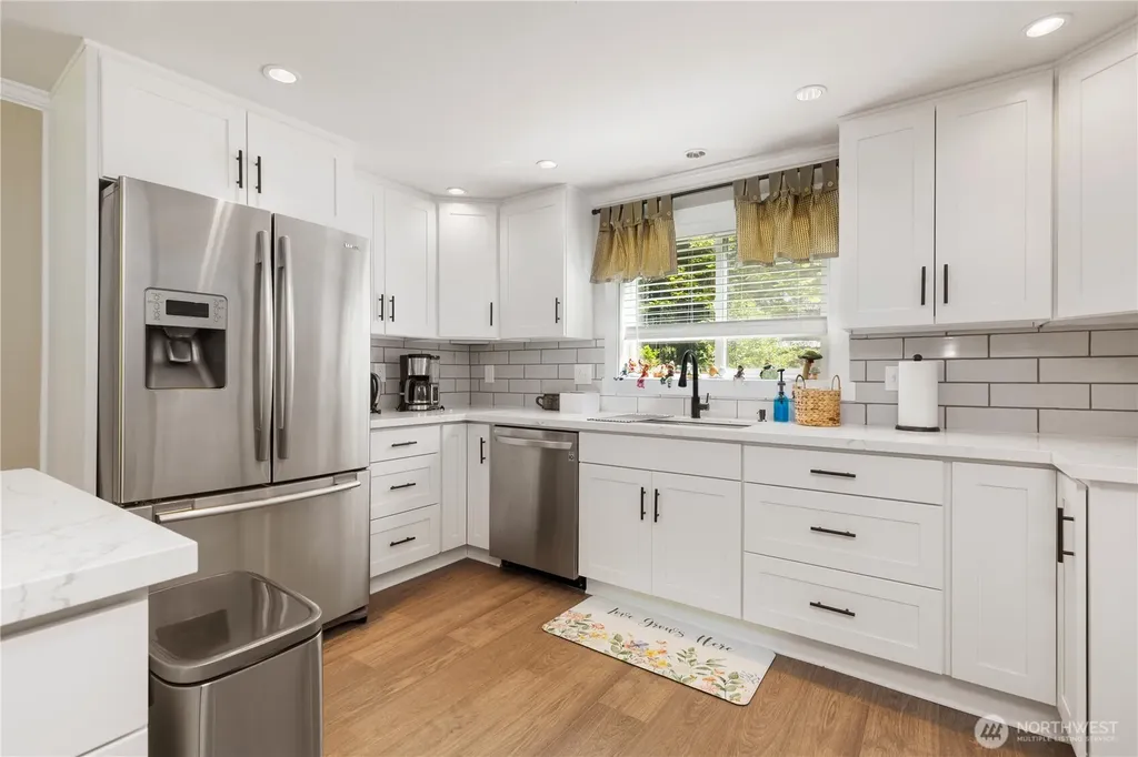561 Sun Island Drive Easton WA 98925