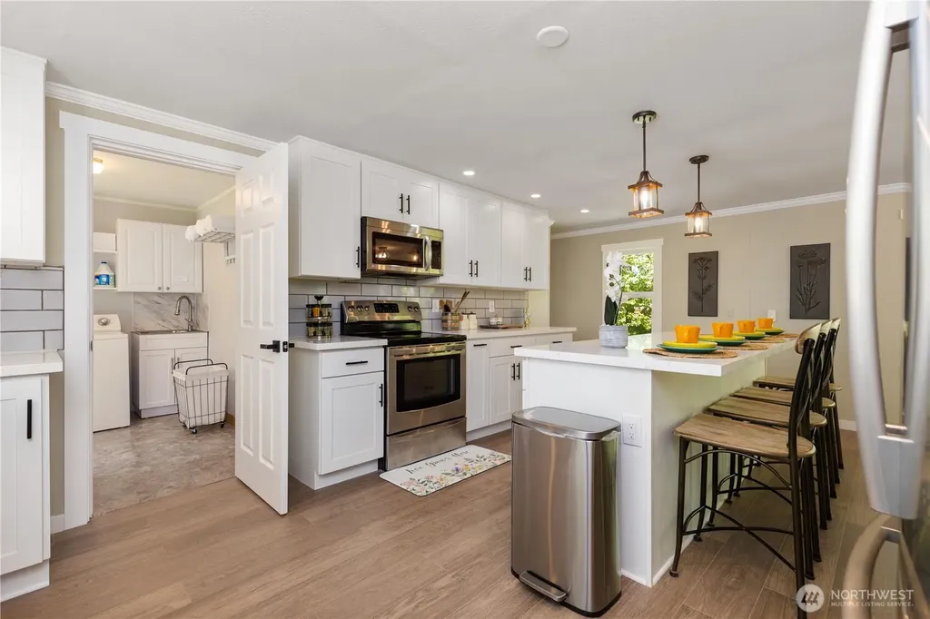 561 Sun Island Drive Easton WA 98925