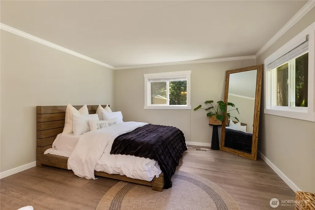 561 Sun Island Drive Easton WA 98925
