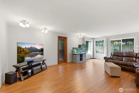 14701 115th Street Ct E Puyallup WA 98374