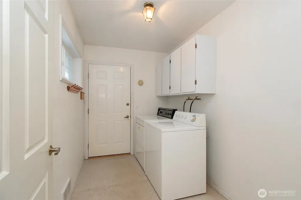 251 Meadowlark Lane Sequim WA 98382