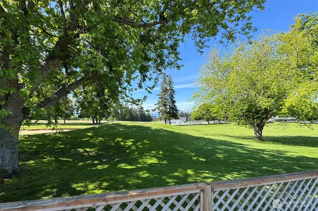 251 Meadowlark Lane Sequim WA 98382