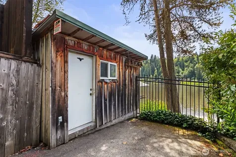 38509 Orville Road E Eatonville WA 98328