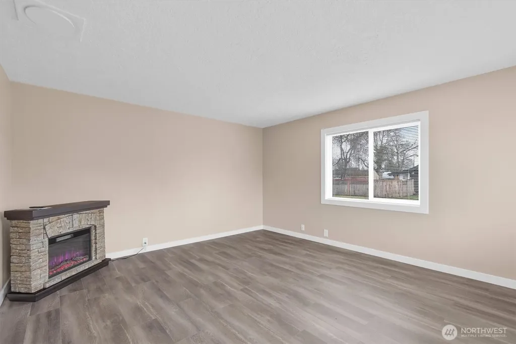 714 S 7th Avenue Kelso WA 98626