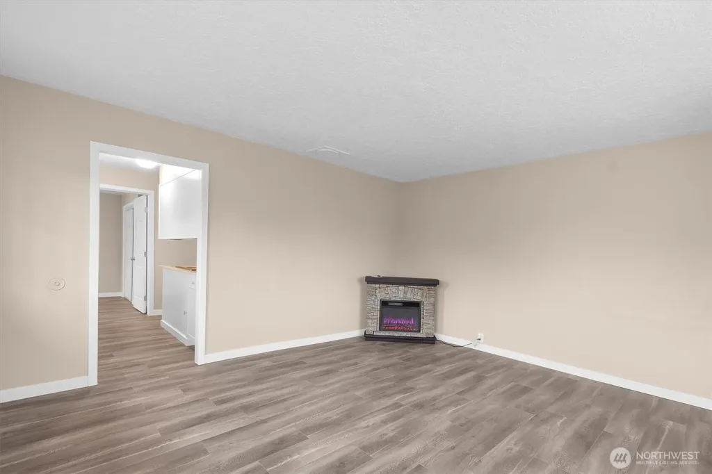 714 S 7th Avenue Kelso WA 98626