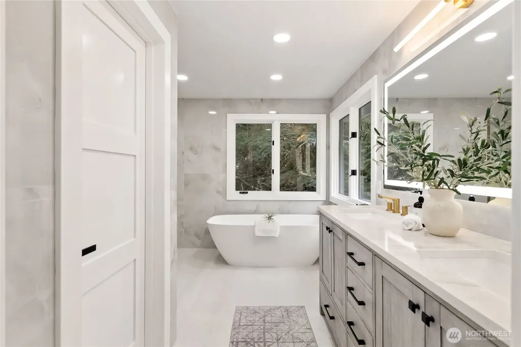 19108 NE 143rd Place Woodinville WA 98077