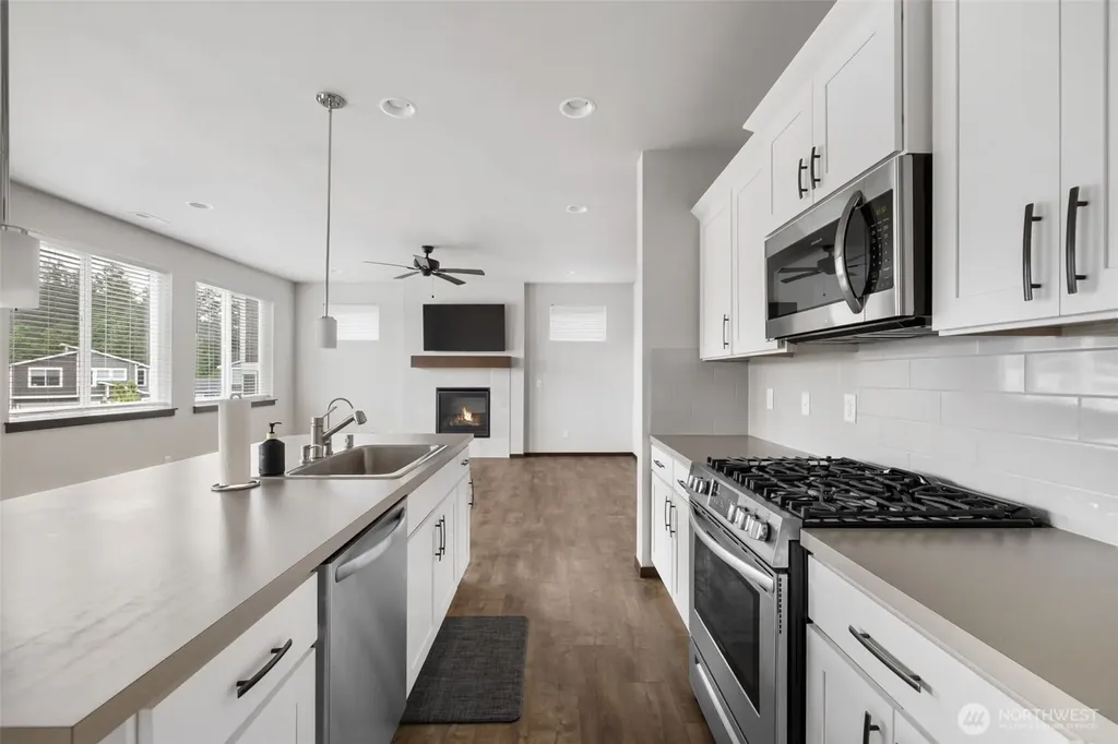 5171 Sophie Street Bremerton WA 98312