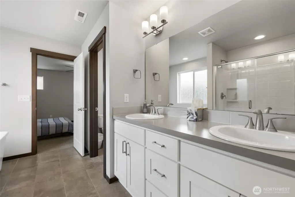 5171 Sophie Street Bremerton WA 98312