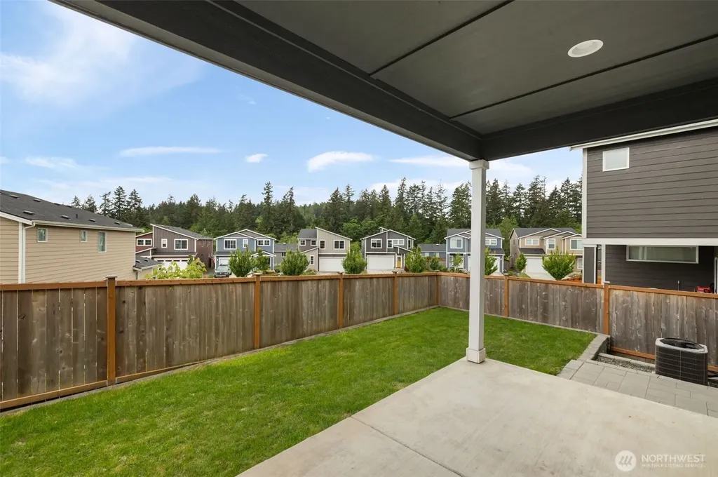 5171 Sophie Street Bremerton WA 98312