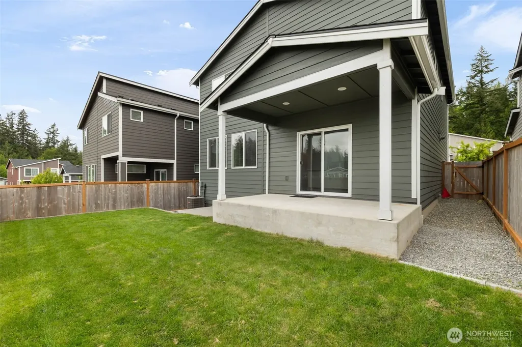5171 Sophie Street Bremerton WA 98312