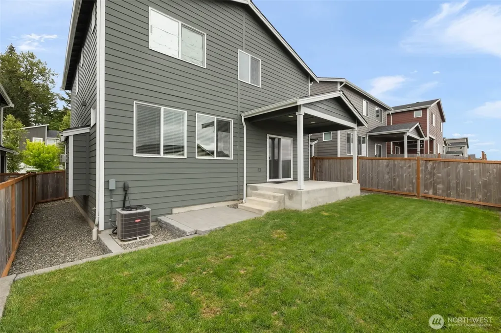 5171 Sophie Street Bremerton WA 98312