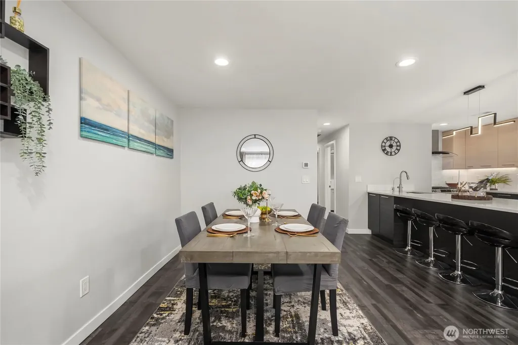 5643 16th Avenue SW Seattle WA 98106