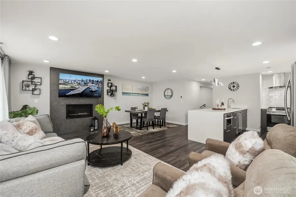 5643 16th Avenue SW Seattle WA 98106