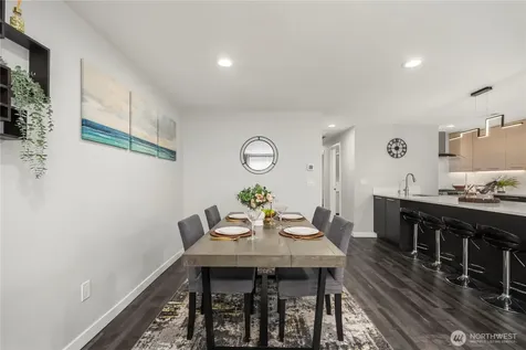 5643 16th Avenue SW Seattle WA 98106