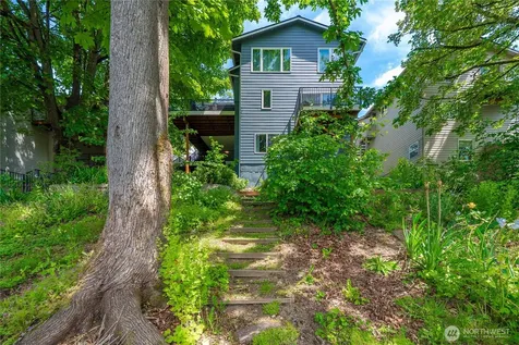 5643 16th Avenue SW Seattle WA 98106