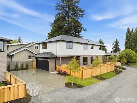 10202 44th Avenue SW Seattle WA 98146
