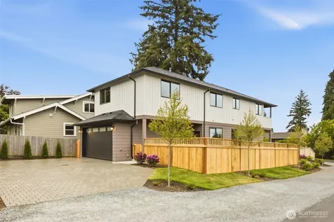 10202 44th Avenue SW Seattle WA 98146
