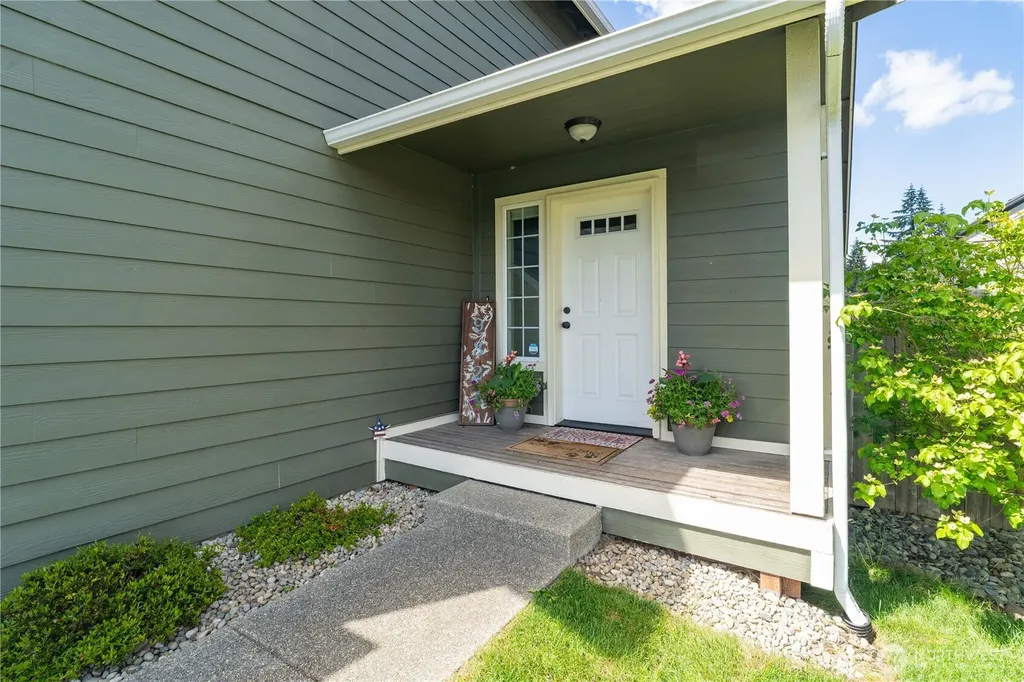 9324 179th Lane SW Rochester WA 98579