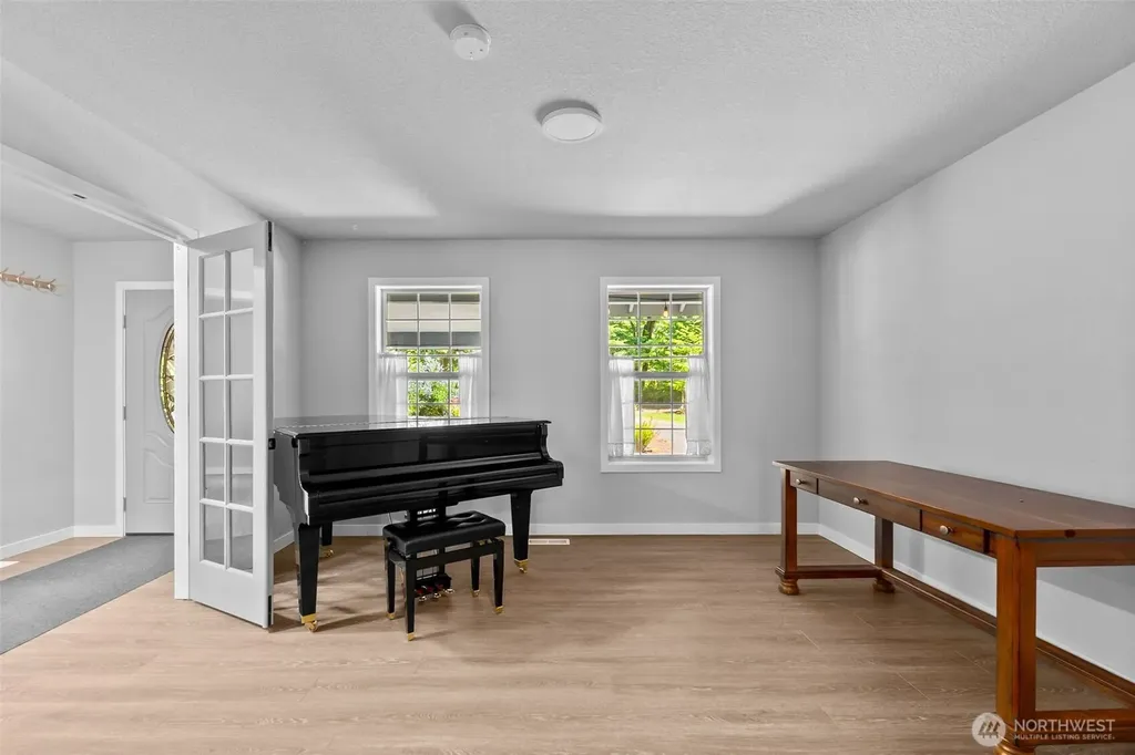 4539 Foxhall Drive NE Olympia WA 98516